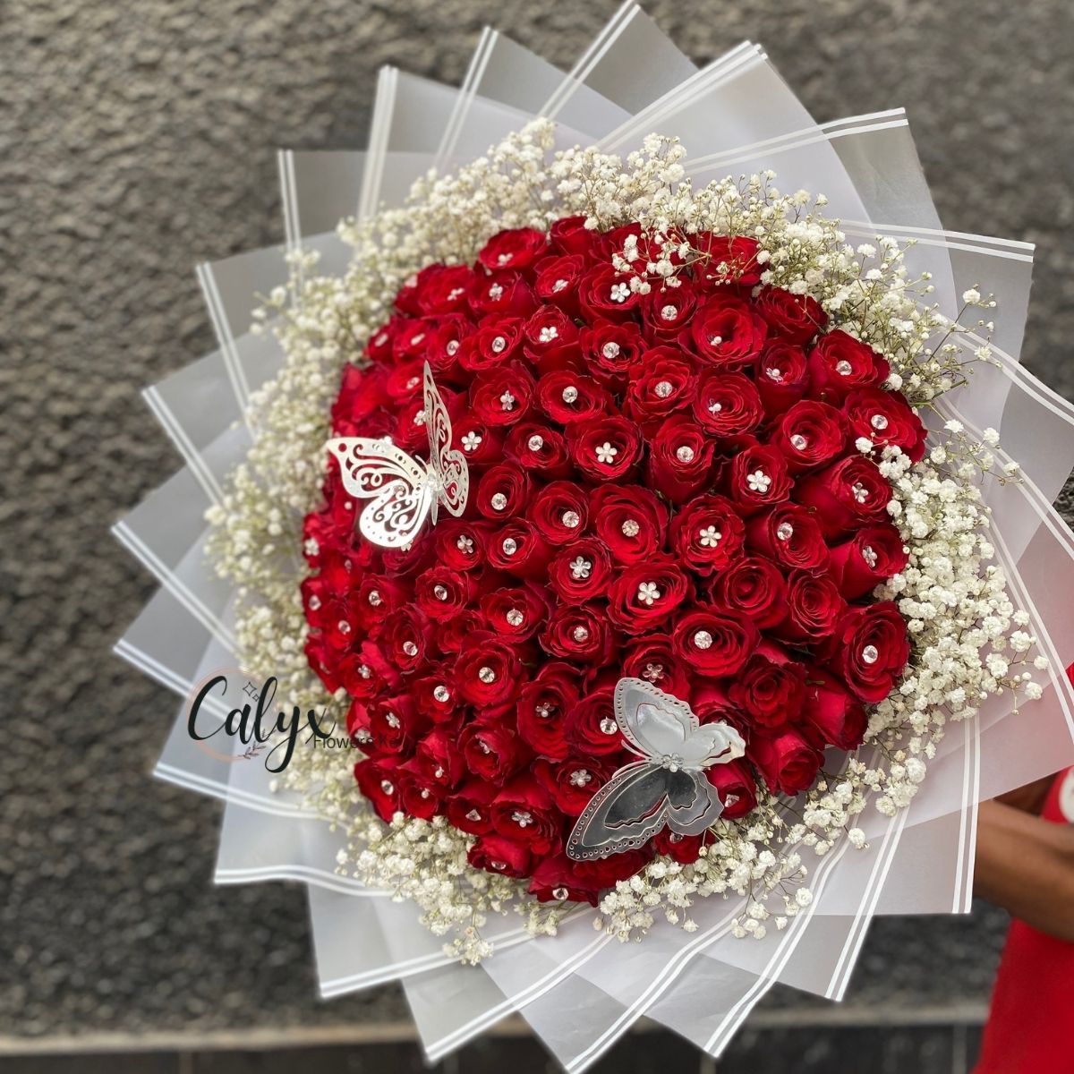 Stoned 100 Red Roses luxury bouquet